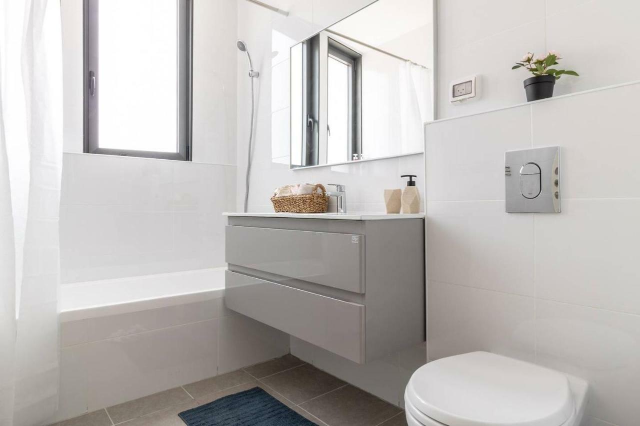 Magical 2Br/Parking With Amazing View, City Center Jerusalem Ngoại thất bức ảnh